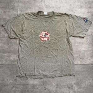 Vintage 90s MLB Yankees Baseball T-Shirt